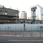 うめきた解体中