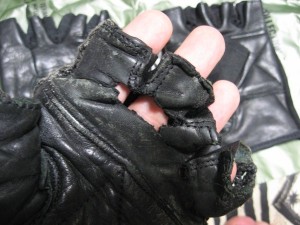 手袋買い替え