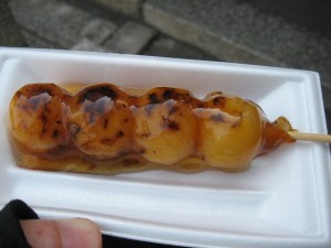ホットみたらしだんご