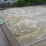 台風11号豪雨による鴨川氾濫
