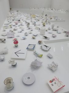 回転展