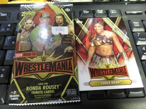 2019 Topps WWE Road to Wrestle Mania
