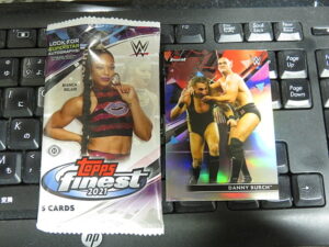 2021 WWE Topps Finest