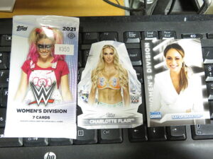 2021 WWE Topps Women's Devision