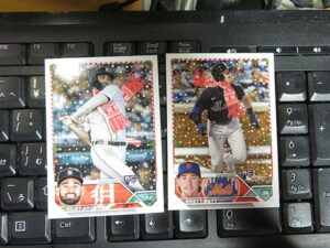 2023 MLB Topps Horiday Mega Box