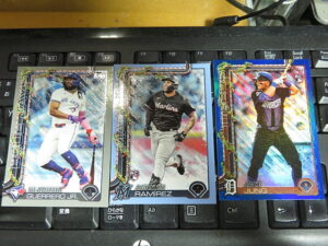 2025 MLB Topps Holiday MegaBox